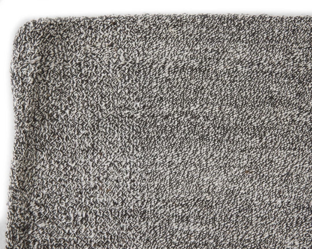 Gray Kilim Rug 6' 1" x 7' 10" | No. VR72815