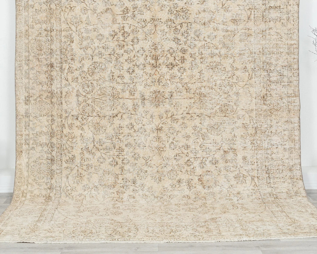 Multicolor Turkish Oriental Rug 6'4" x 9'6" Hand-Knotted | No. VR72948