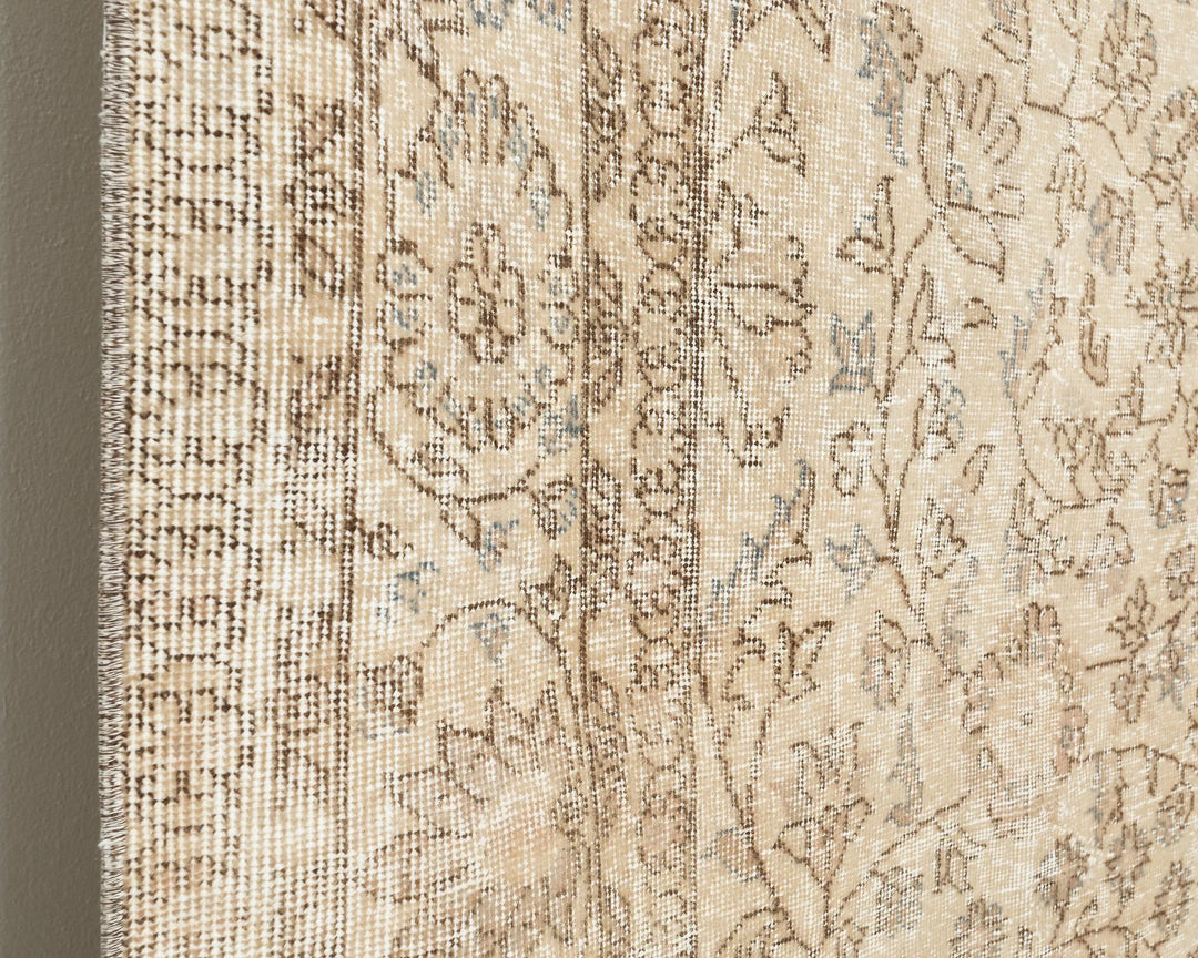 Multicolor Turkish Oriental Rug 6'4" x 9'6" Hand-Knotted | No. VR72948