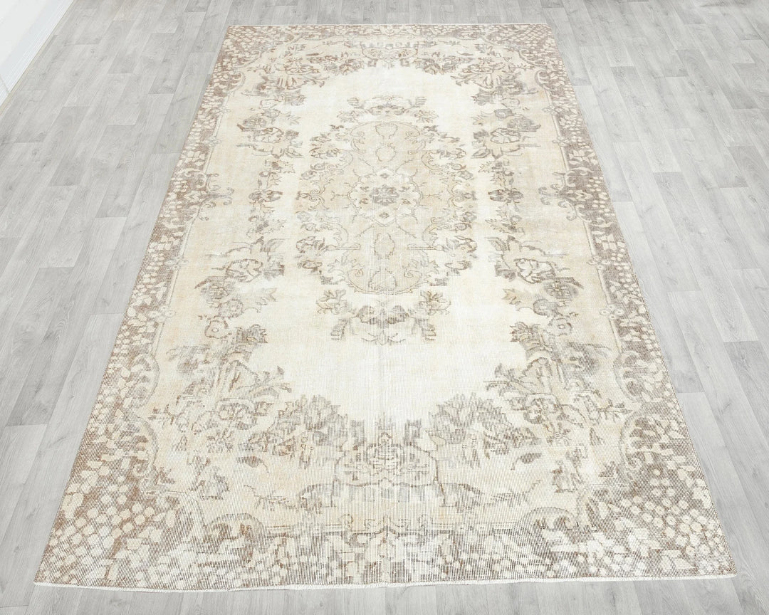 Multicolor Turkish Oushak Rug 6'5" x 9'9" Hand-Knotted view 9