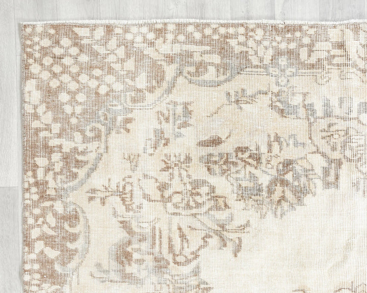 Multicolor Turkish Oushak Rug 6'5" x 9'9" Hand-Knotted border