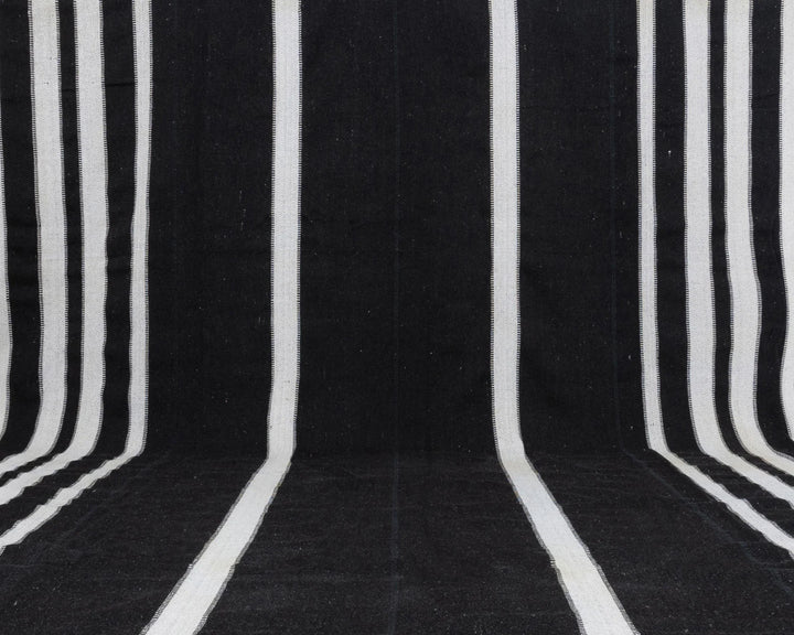 Brown Kilim Rug 12' 10" x 15' 9" | No. VR73692