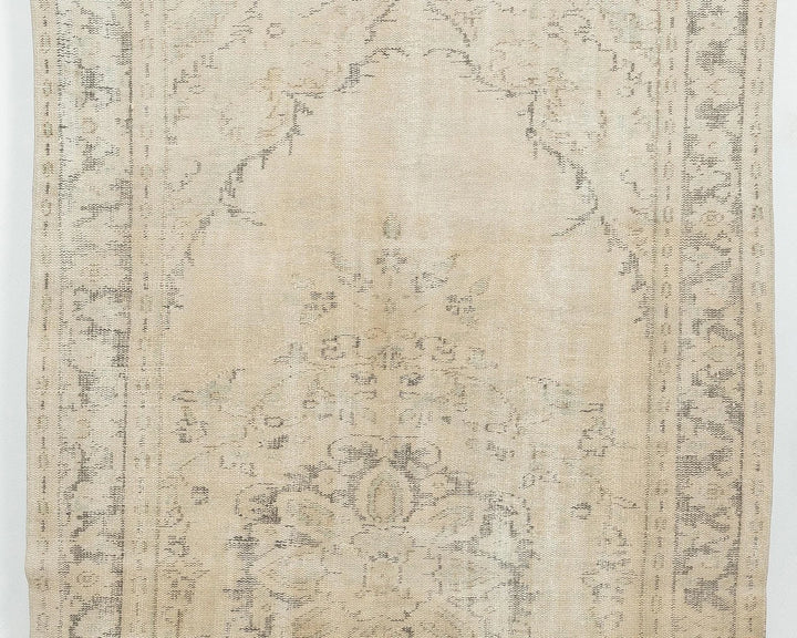 Beige Turkish Oushak Rug 5'5" x 9'4" Hand-Knotted | No. VR73733