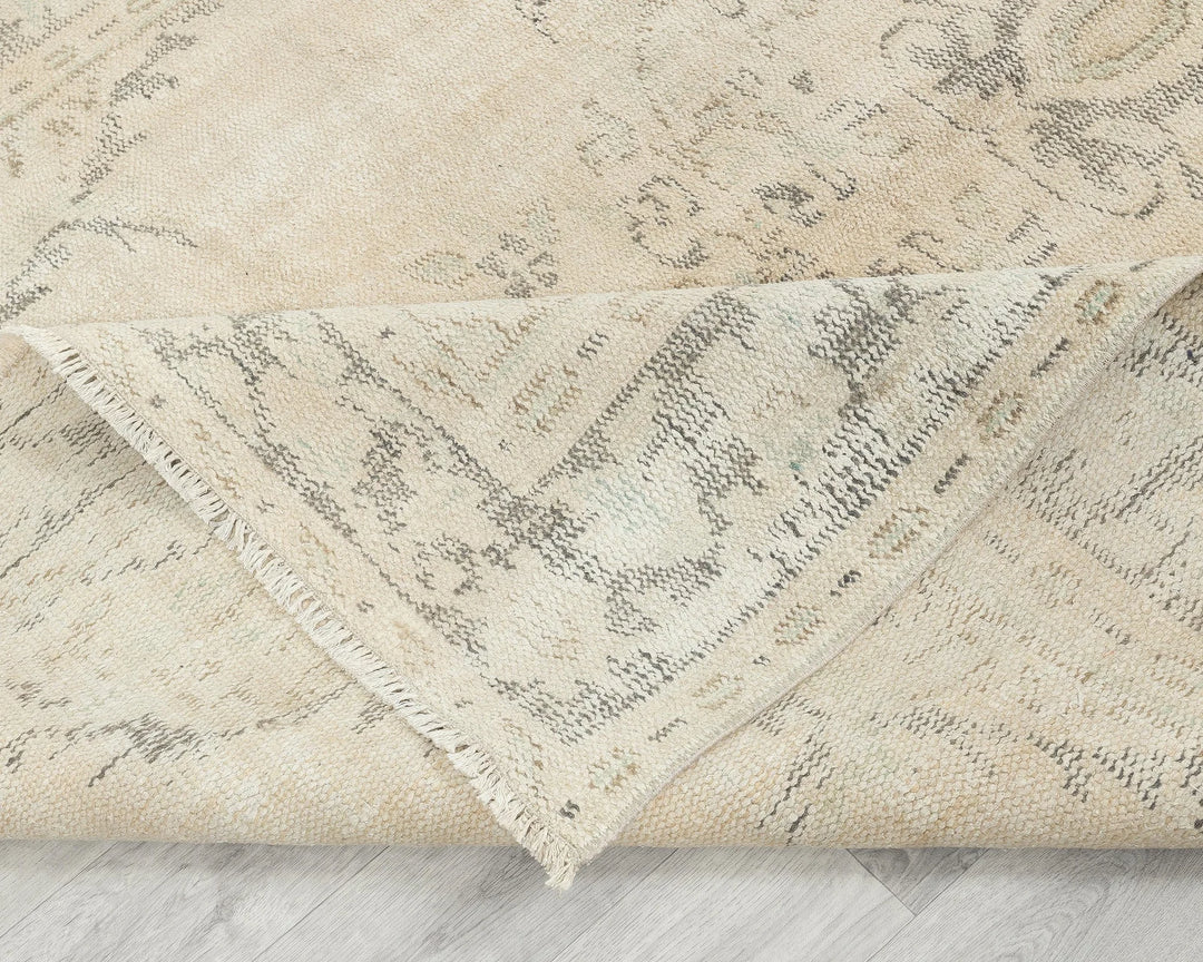 Beige Turkish Oushak Rug 5'5" x 9'4" Hand-Knotted | No. VR73733