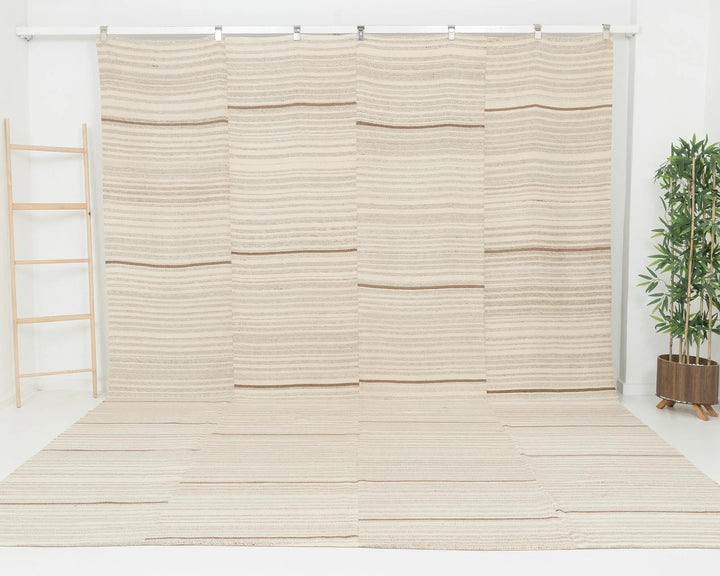 Beige Turkish Kilim Rug 9'6" x 12'10" Flat-Weave | No. VR73972