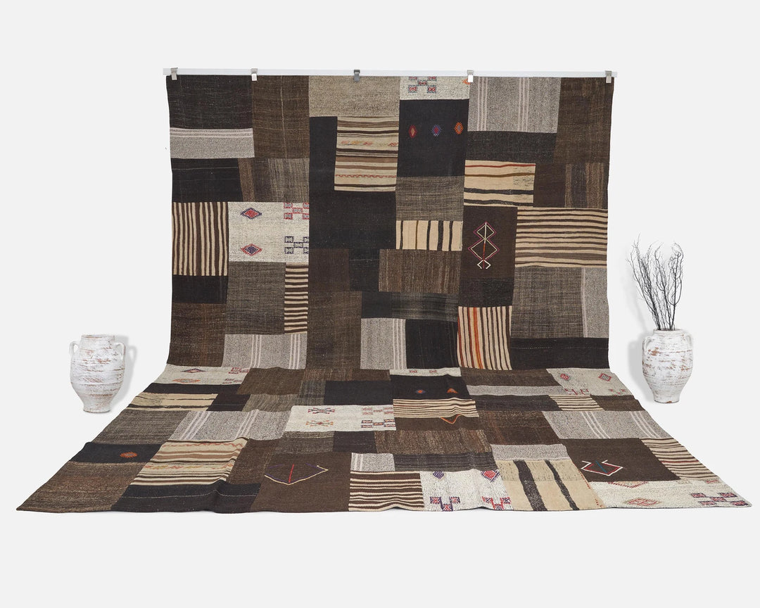 Brown Kilim Rug 8' 2" x 11' 9" | No. VR74230