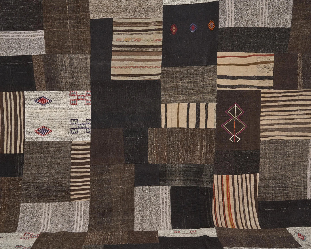 Brown Kilim Rug 8' 2" x 11' 9" | No. VR74230