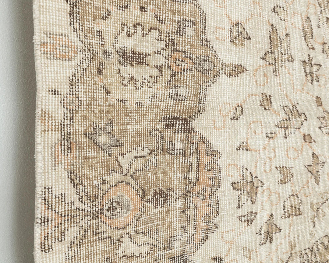 Beige Oushak Rug 5' 11" x 9' | No. VR74371