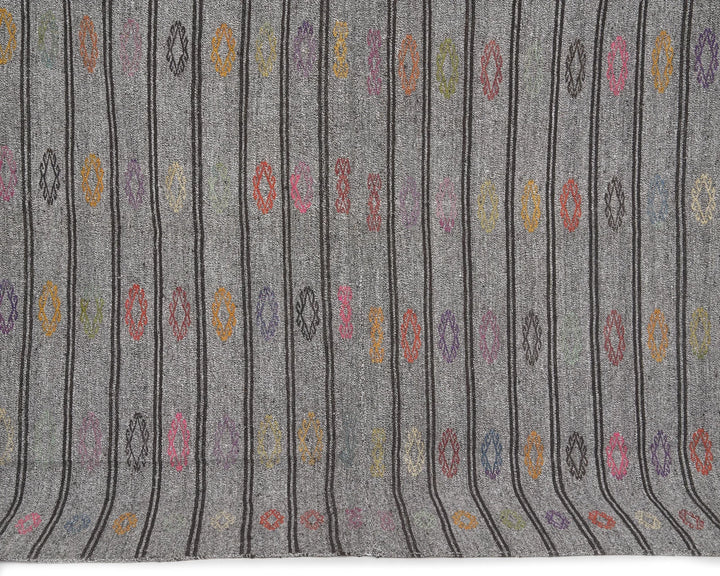 Gray Kilim Rug 6' 3" x 7' 9" | No. VR74532