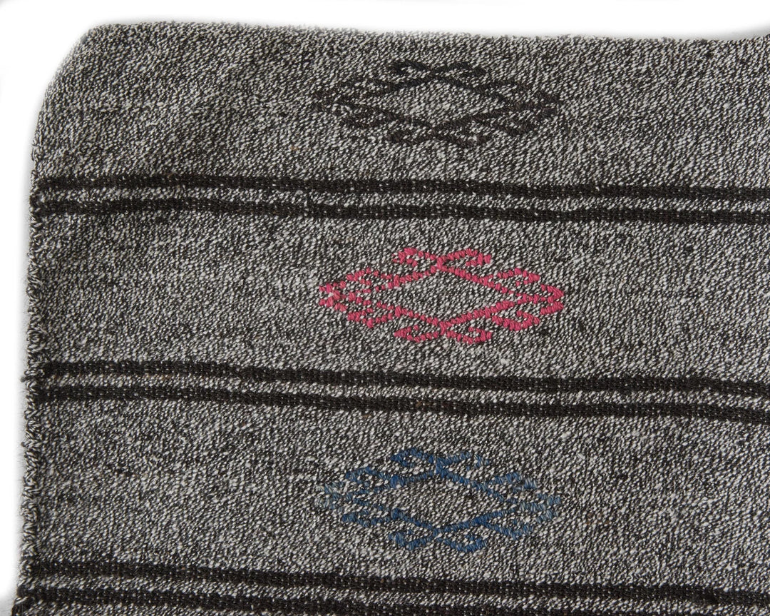 Gray Kilim Rug 6' 3" x 7' 9" | No. VR74532