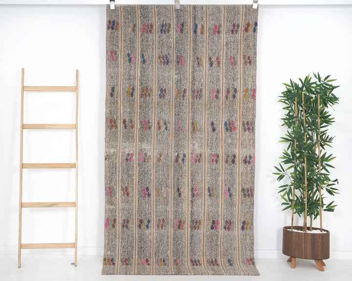 Gray Turkish Kilim Rug 3' 10" x 7' 2" Flat-Weave | No. VR74700