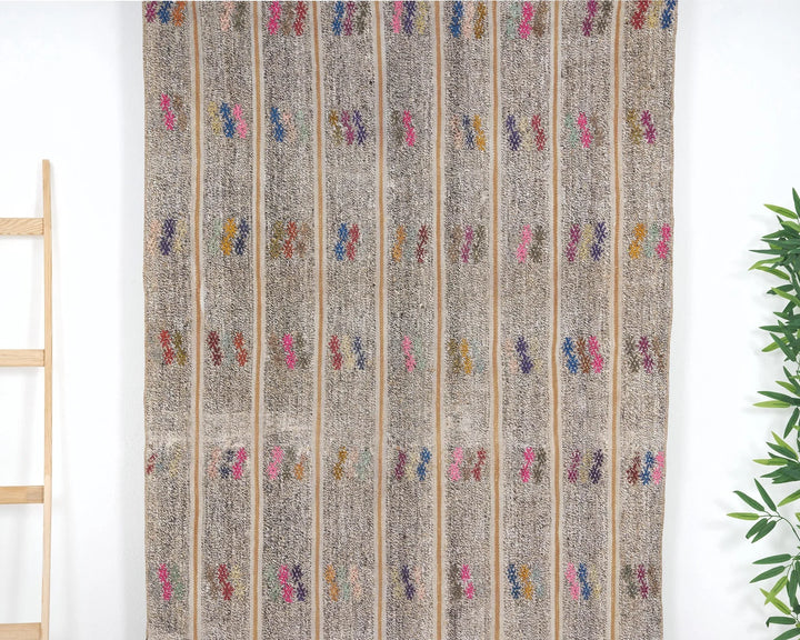 Gray Turkish Kilim Rug 3' 10" x 7' 2" Flat-Weave | No. VR74700