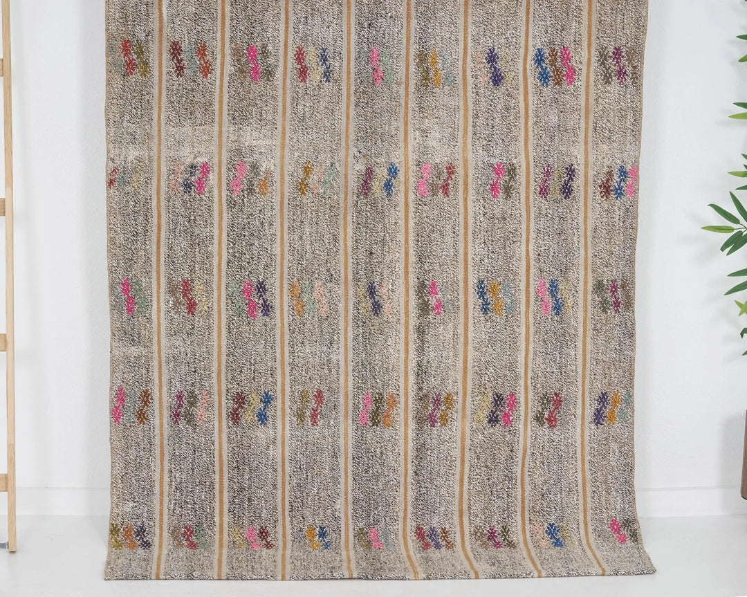 Gray Turkish Kilim Rug 3' 10" x 7' 2" Flat-Weave | No. VR74700