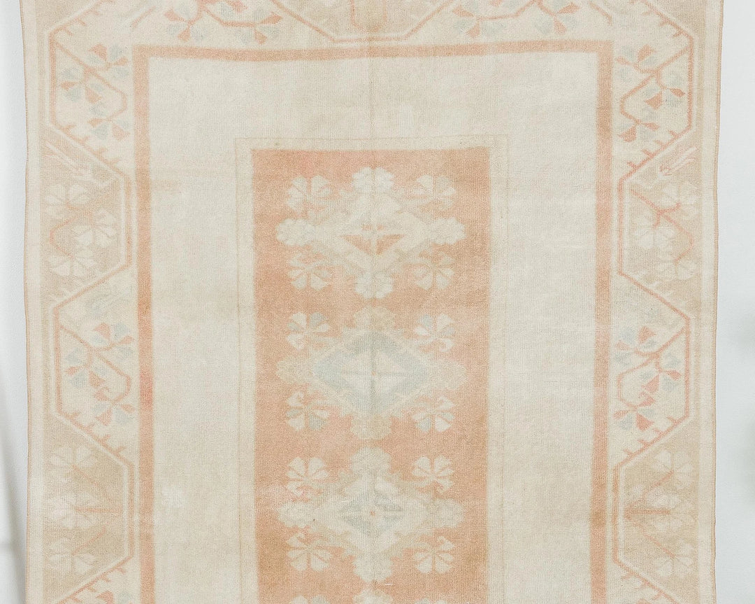Beige Turkish Oushak Rug 5' x 8' 5" Hand-Knotted | No. VR74710