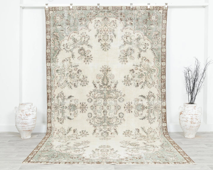 Neutral Oushak Rug 6' 5" x 10' 8" | No. VR74912