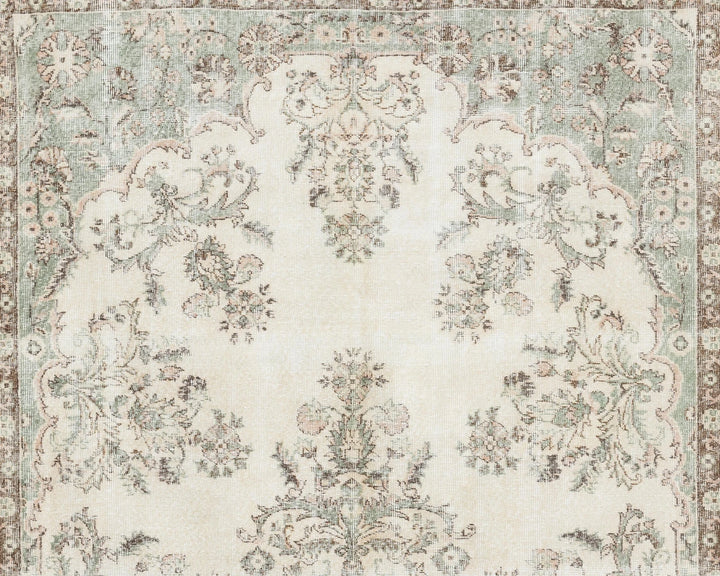 Neutral Oushak Rug 6' 5" x 10' 8" | No. VR74912