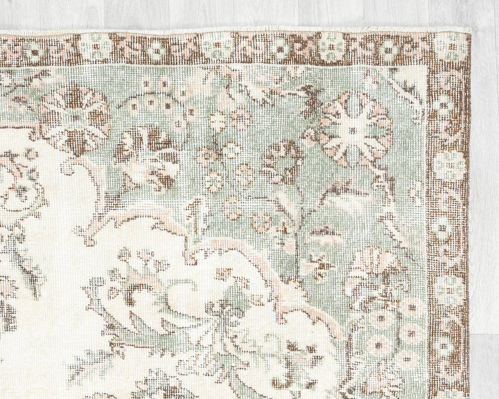 Neutral Oushak Rug 6' 5" x 10' 8" | No. VR74912