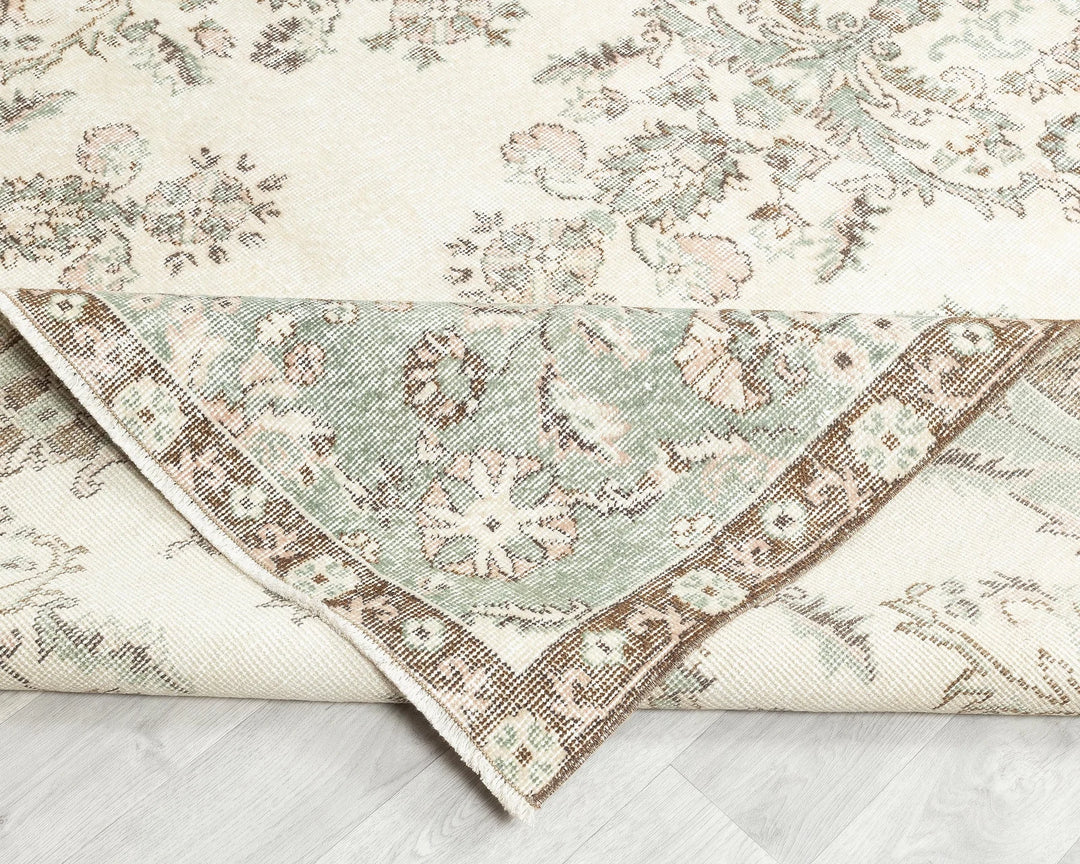 Neutral Oushak Rug 6' 5" x 10' 8" | No. VR74912