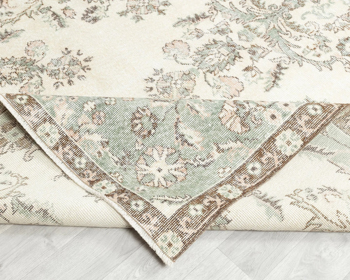 Neutral Oushak Rug 6' 5" x 10' 8" | No. VR74912