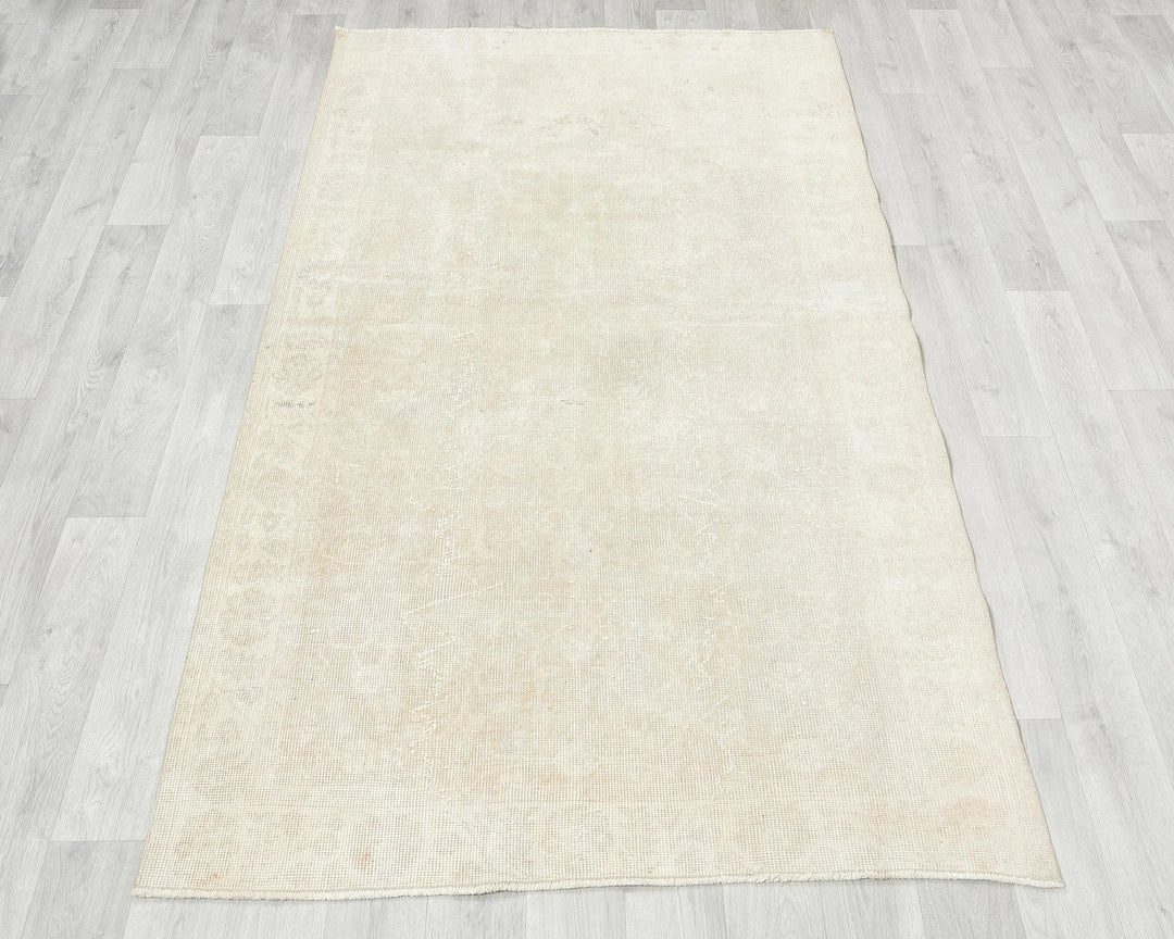 Beige Turkish Oushak Rug 3' 11" x 6' 7" Hand-Knotted | No. VR75177