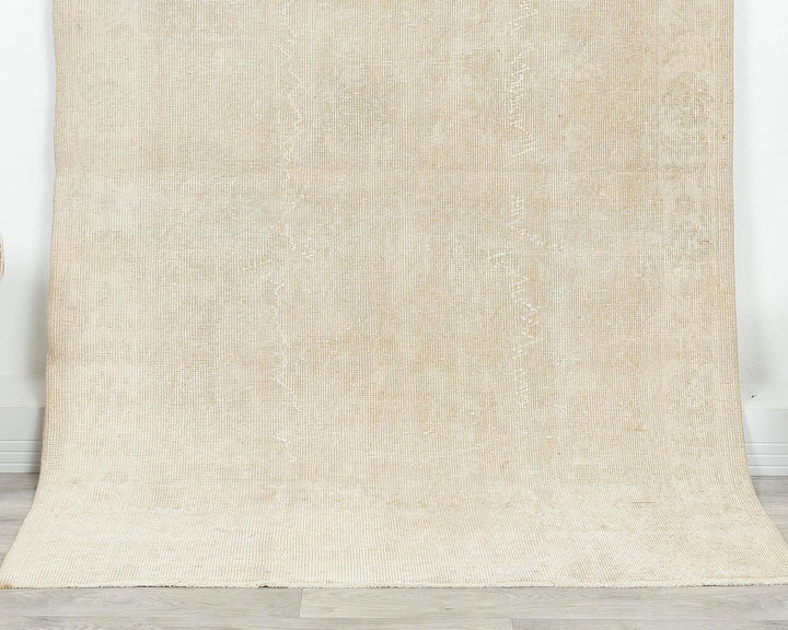 Beige Turkish Oushak Rug 3' 11" x 6' 7" Hand-Knotted | No. VR75177