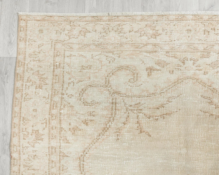 Multicolor Turkish Oushak Rug 4'10" x 8'1" Hand-Knotted border