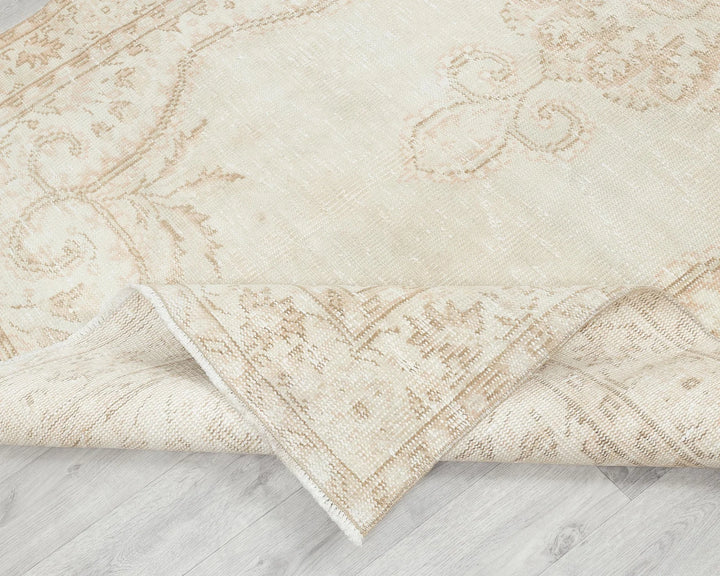 Multicolor Turkish Oushak Rug 4'10" x 8'1" Hand-Knotted field