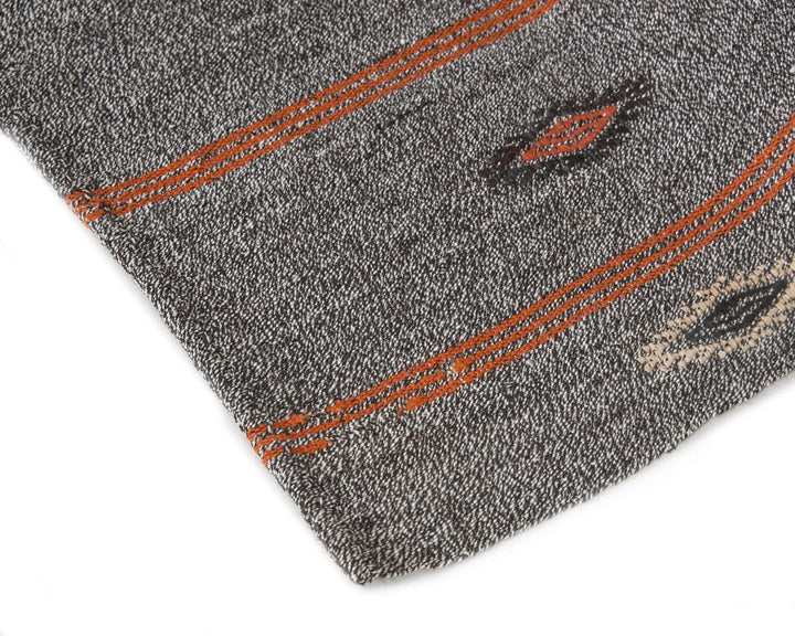 Gray Kilim Rug 5' 7" x 9' 2" | No. VR75236