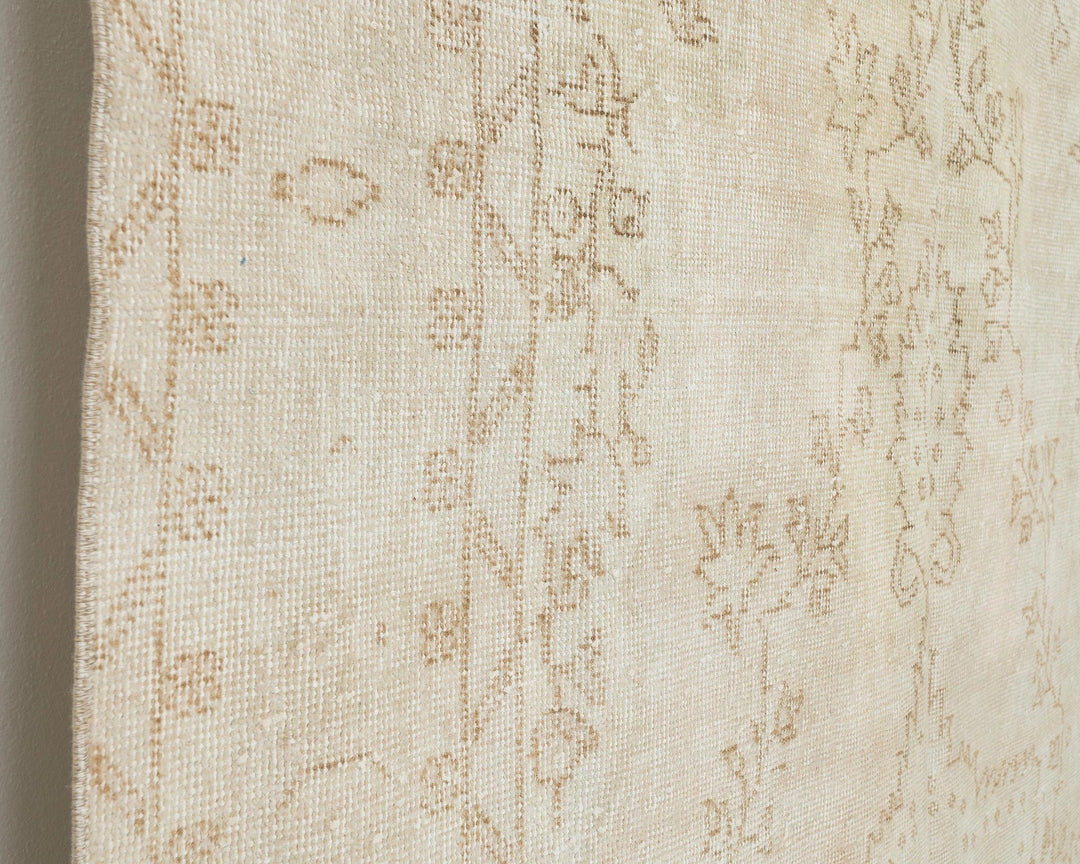 Beige Turkish Oushak Rug 5' 4" x 9' 7" Hand-Knotted | No. VR75254