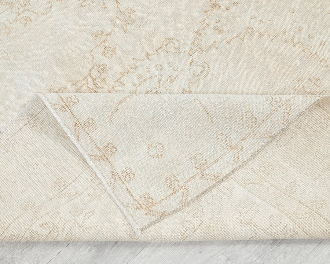 Beige Turkish Oushak Rug 5' 4" x 9' 7" Hand-Knotted | No. VR75254