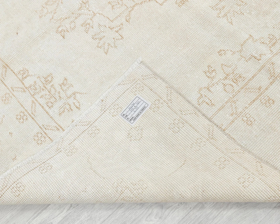 Beige Turkish Oushak Rug 5' 4" x 9' 7" Hand-Knotted | No. VR75254