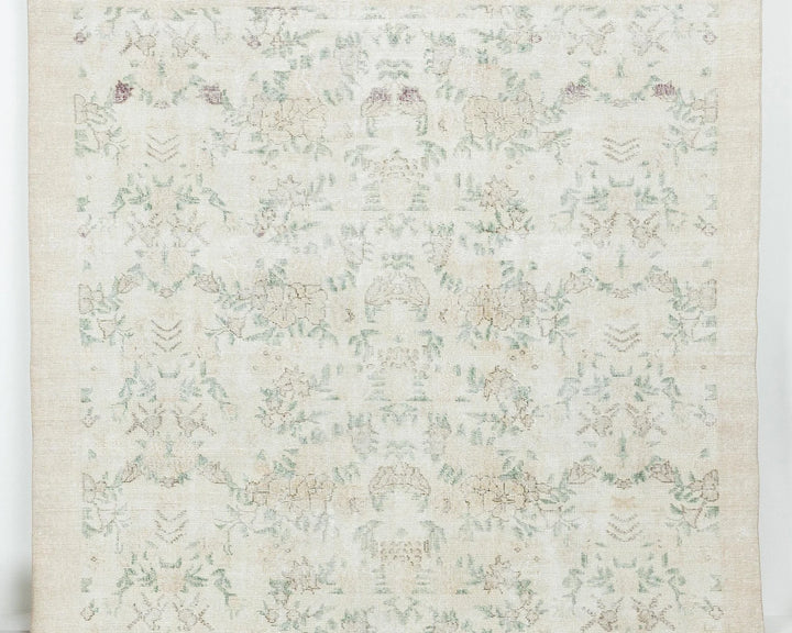 Beige Turkish Oushak Rug 6'8" x 9'7" Hand-Knotted | No. VR75359