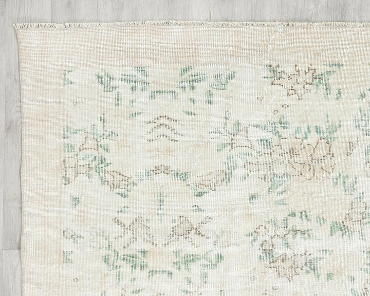 Beige Turkish Oushak Rug 6'8" x 9'7" Hand-Knotted | No. VR75359
