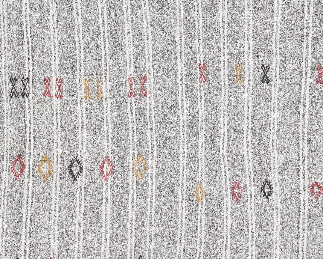 Gray Kilim Rug 5' 1" x 7' 1" | No. VR75459