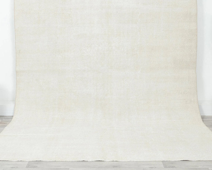 White Turkish Oushak Rug 6' 5" x 10' 1" Hand-Knotted | No. VR75653