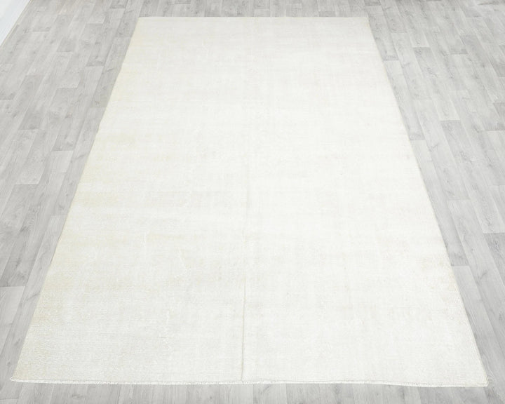 White Turkish Oushak Rug 6' 5" x 10' 1" Hand-Knotted | No. VR75653