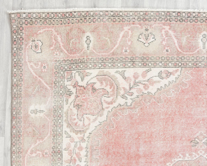 Pink Turkish Oushak Rug 6'11" x 10'10" Hand-Knotted border