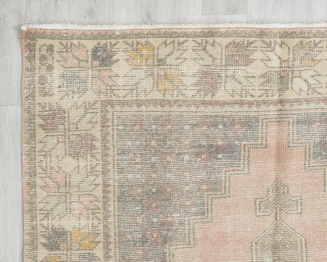 Multicolor Turkish Vintage Rug 4' 7" x 9' 2" Hand-Knotted | No. VR75796