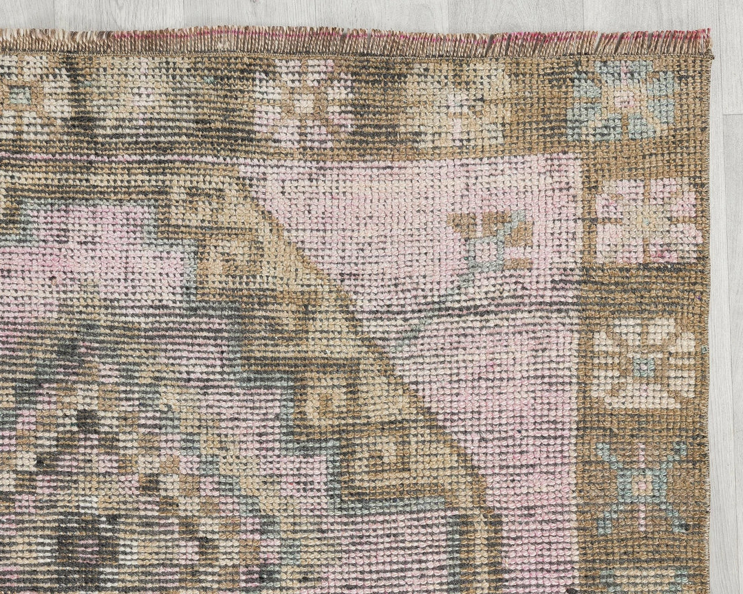 Beige Turkish Oushak Rug 3'9" x 10'6" Hand-Knotted | No. VR75925