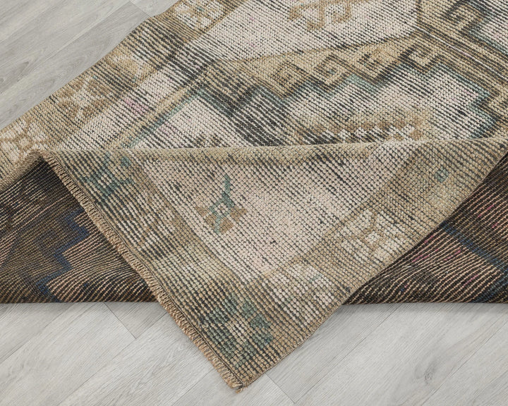 Beige Turkish Oushak Rug 3'9" x 10'6" Hand-Knotted | No. VR75925