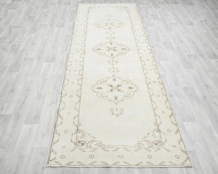 Beige Turkish Oushak Rug 3' 5" x 11' 4" Hand-Knotted | No. VR75966