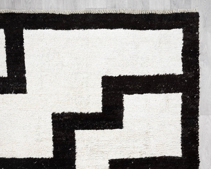 Black Vintage Turkish Rug 9' 5" x 12' 5" | No. VR76038