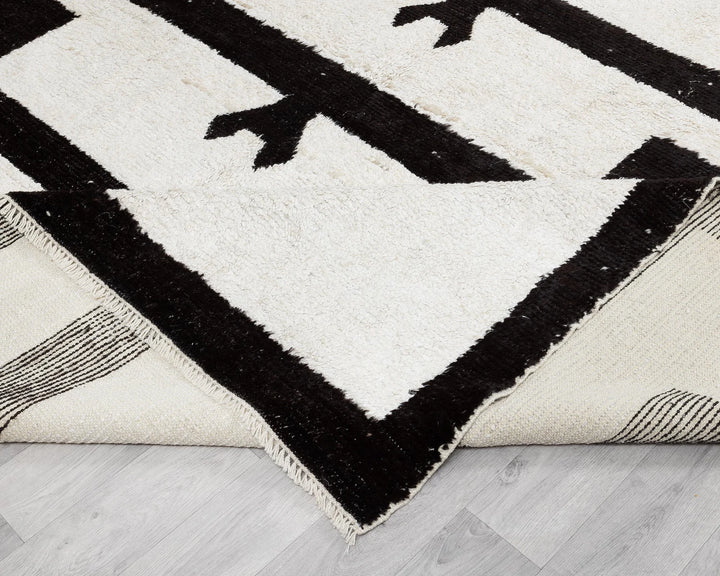 Black Vintage Turkish Rug 9' 5" x 12' 5" | No. VR76038