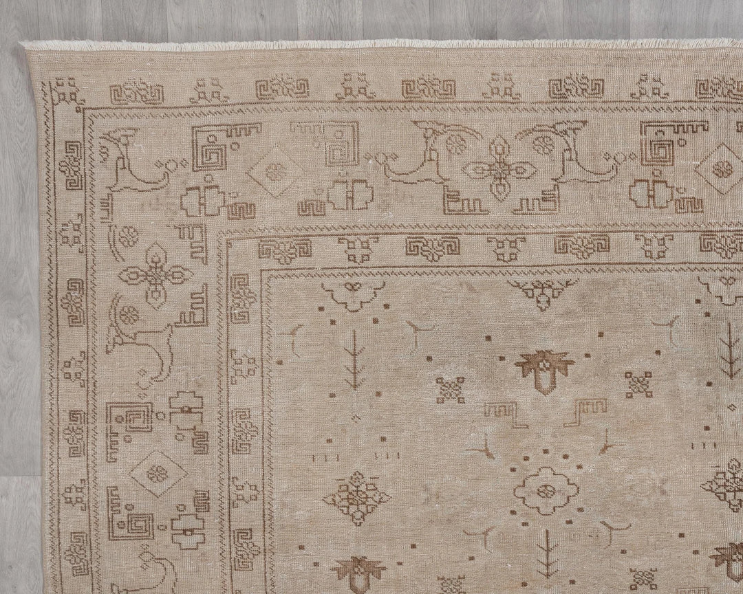 Beige Turkish Oushak Rug 8' 5" x 11' 7" Hand-Knotted | No. VR76154