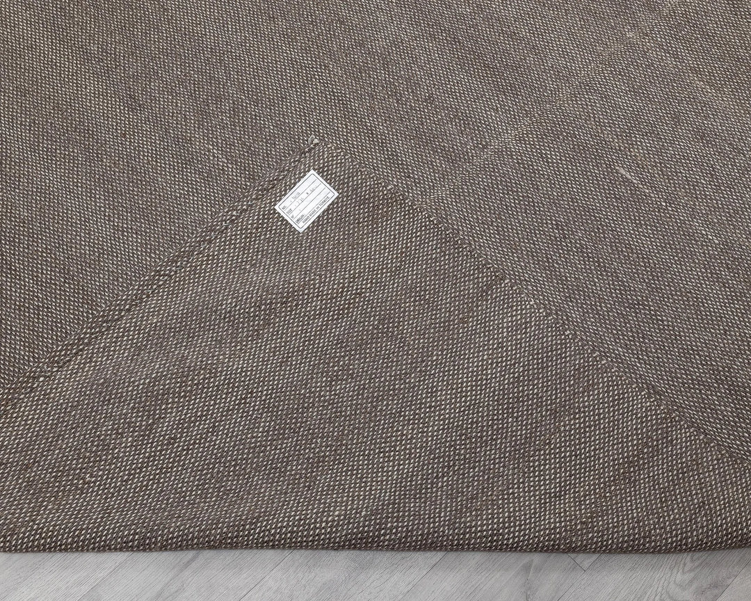 Brown Kilim Rug 8' 10" x 13' 1" | No. VR76206