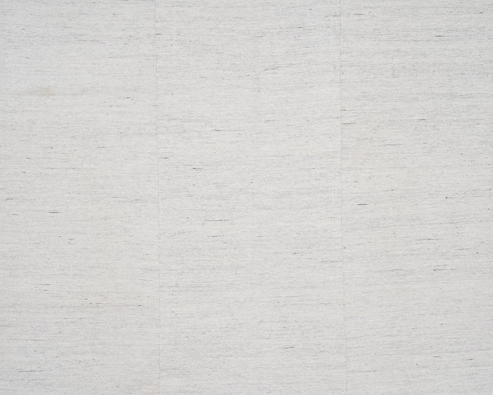 White Kilim Rug 6' 8" x 9' 5" | No. VR76263