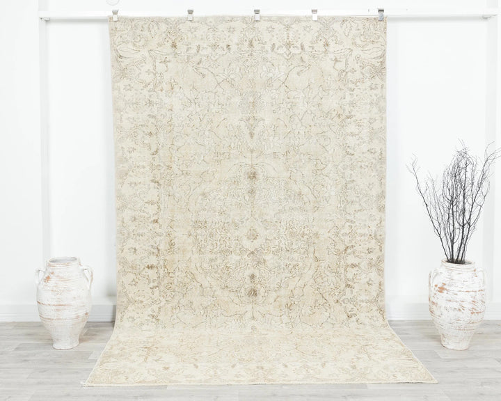 Beige Turkish Oushak Rug 9' 6" x 10' Hand-Knotted | No. VR76301