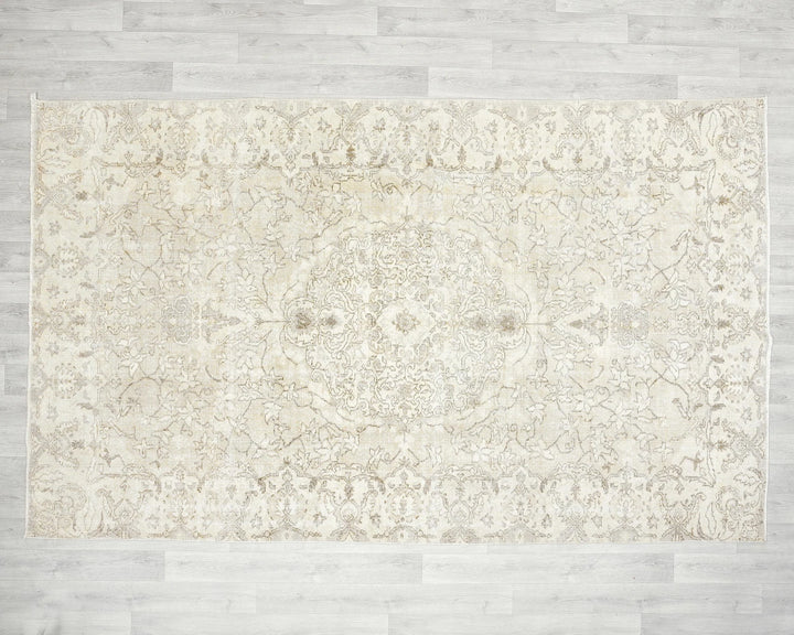 Beige Turkish Oushak Rug 9' 6" x 10' Hand-Knotted | No. VR76301