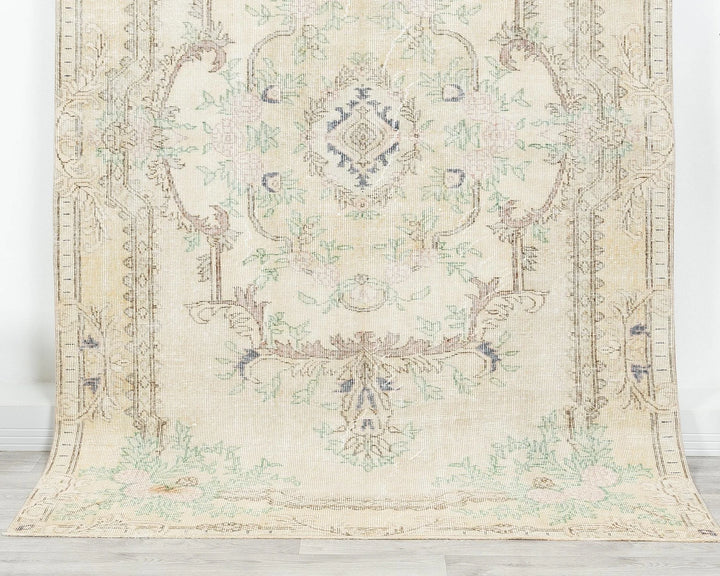 Beige Turkish Oushak Rug 4' 10" x 8' 1" Hand-Knotted | No. VR76747