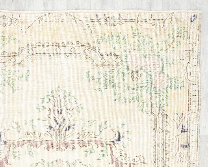 Beige Turkish Oushak Rug 4' 10" x 8' 1" Hand-Knotted | No. VR76747
